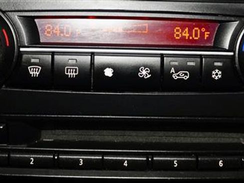 Used 2013 BMW X5 xDrive50i image 23