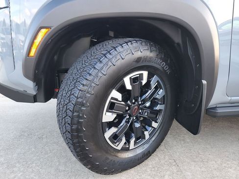 Certified 2024 Nissan Frontier Pro-X image 31