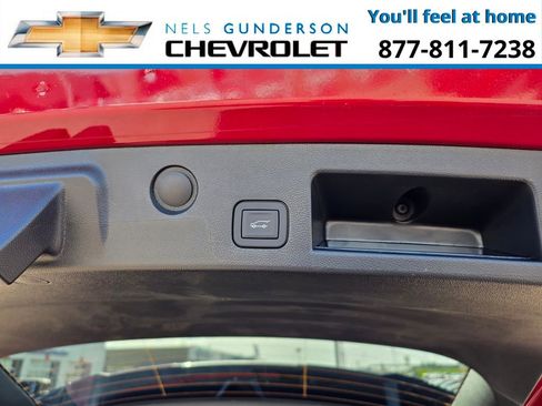 New 2026 Chevrolet Equinox LT w/ Convenience Package II AWD/4WD image 11