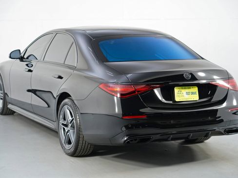 Used 2022 Mercedes-Benz S 500 4MATIC w/ AMG Line Package image 58