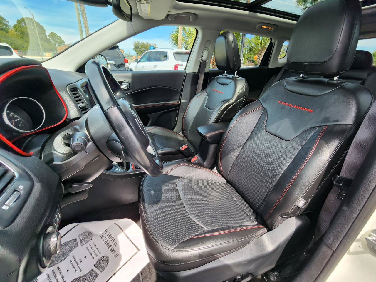 Used 2021 Jeep Compass Trailhawk w/ Sun and Sound Group AWD/4WD image 10