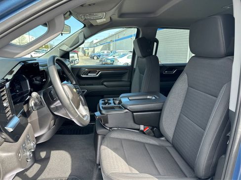 Certified 2024 Chevrolet Silverado 1500 LT image 9
