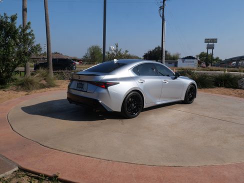 Certified 2022 Lexus IS 350 F Sport w/ Dynamic Handling Package image 2