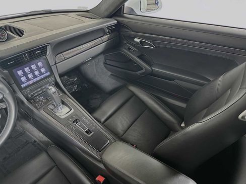 Certified 2019 Porsche 911 Carrera S image 24