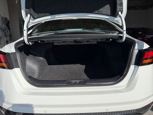 Used 2025 Nissan Altima 2.5 SR image 30