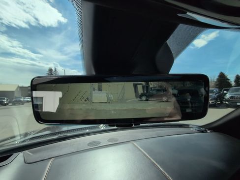 Used 2024 Jeep Grand Wagoneer Series III AWD/4WD image 28