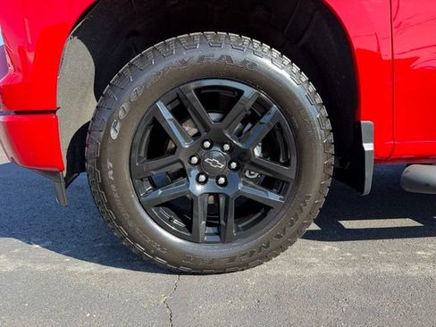 Used 2022 Chevrolet Silverado 1500 Custom w/ Rally Edition AWD/4WD image 6