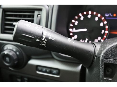 Used 2023 Nissan Titan PRO-4X image 18