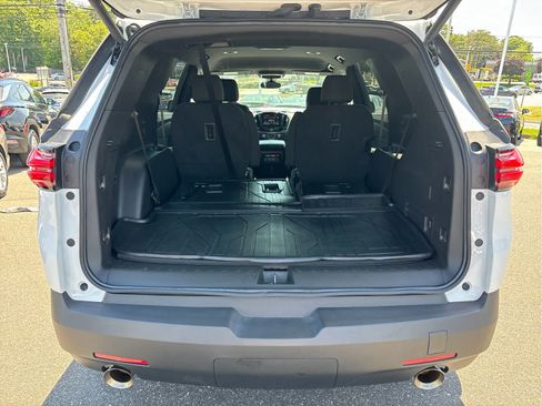 Certified 2023 Chevrolet Traverse LT w/ LPO, Floor Liner Package AWD/4WD image 28
