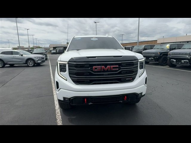Certified 2026 GMC Sierra 1500 AT4 w/ AT4 Premium Package AWD/4WD image 3