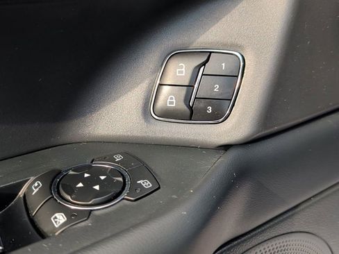 Used 2023 Ford Expedition Platinum AWD/4WD image 22