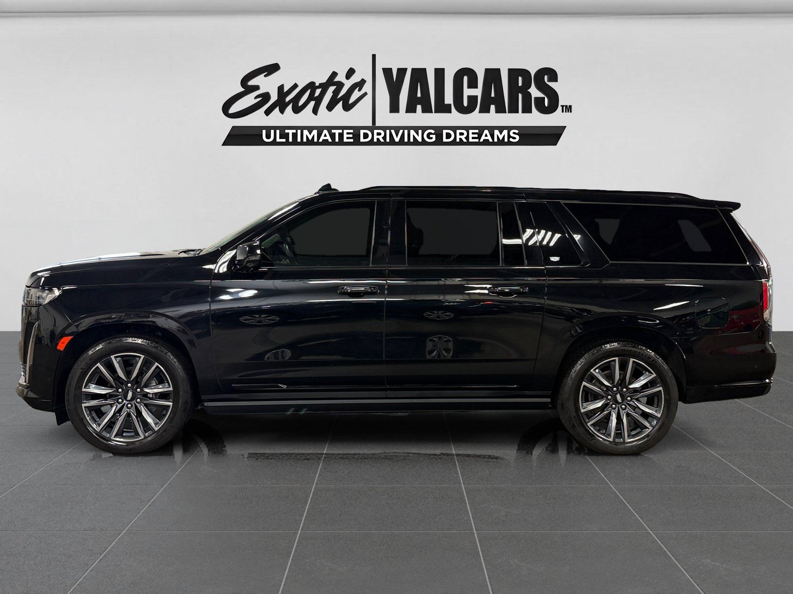 Used 2022 Cadillac Escalade ESV Sport Platinum w/ LPO, Floor Liner Package AWD/4WD image 2