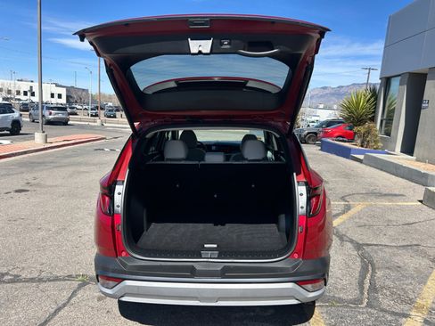 Used 2025 Hyundai Tucson SEL image 30