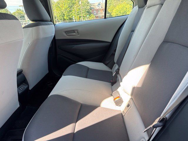 Used 2023 Toyota Corolla LE FWD image 15