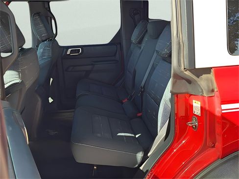 Used 2023 Ford Bronco Heritage Edition image 23