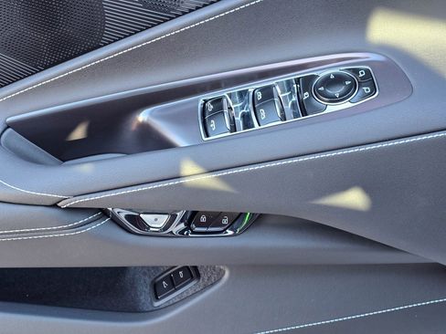 Used 2023 Chevrolet Corvette Stingray Preferred Conv w/ Z51 Performance Package image 12