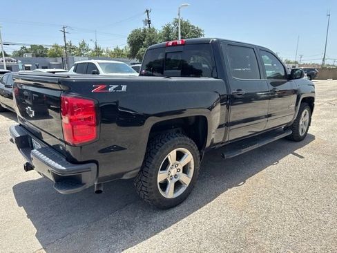 Used 2018 Chevrolet Silverado 1500 LT w/ Texas Edition AWD/4WD image 3