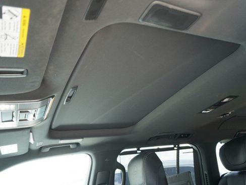 Used 2022 Lexus LX 600 4WD w/ Accessory Package (Z1) image 13