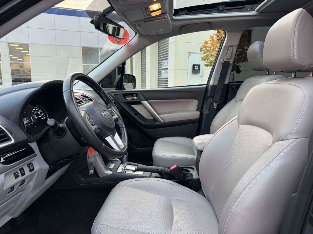 Used 2017 Subaru Forester 2.5i Limited AWD/4WD image 16