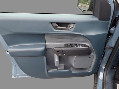 New 2026 Ford Maverick Lariat w/ Black Appearance Package image 16