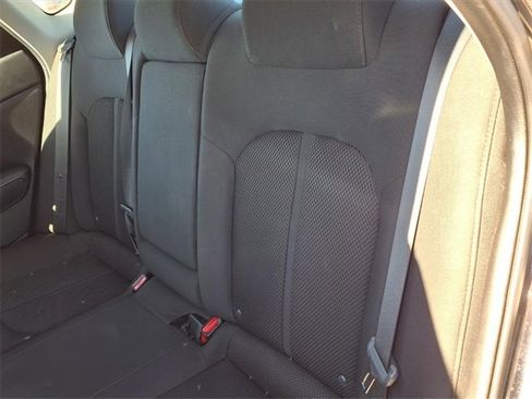 Used 2020 Kia Optima LX image 9