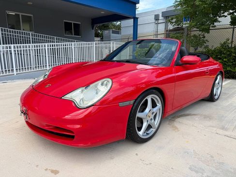 Used 2002 Porsche 911 Cabriolet image 2