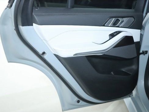 Certified 2024 BMW X5 xDrive40i w/ M Sport Package image 13