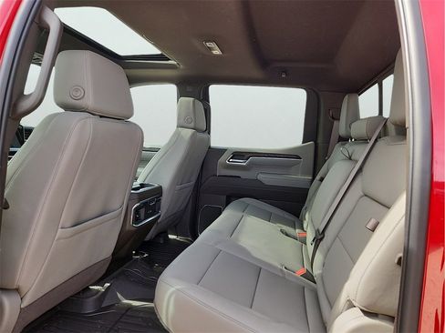 New 2026 GMC Sierra 1500 SLT w/ SLT Premium Plus Package image 18