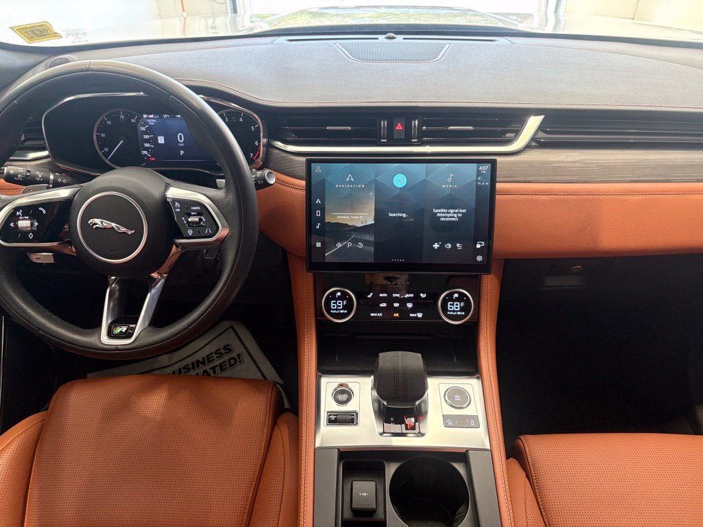 Used 2023 Jaguar F-PACE R-Dynamic S AWD/4WD image 31