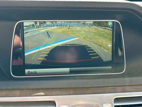Used 2014 Mercedes-Benz E 350 Sedan image 47