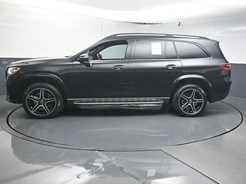 Used 2024 Mercedes-Benz GLS 450 4MATIC image 5