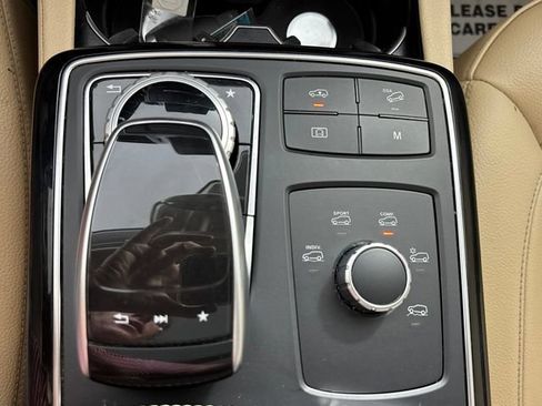 Used 2017 Mercedes-Benz GLS 450 4MATIC image 43