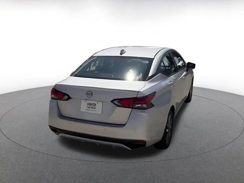 Used 2025 Nissan Versa SV FWD image 14