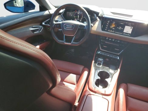 Used 2022 Audi e-tron GT Prestige w/ Prestige Package AWD/4WD image 11