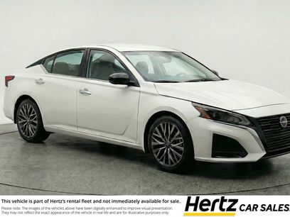 Used 2025 Nissan Altima 2.5 SV