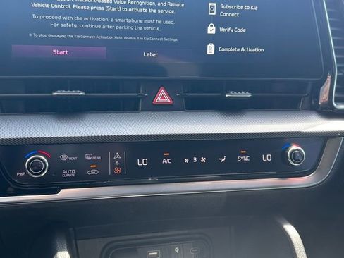 Used 2025 Kia Sportage SX image 26