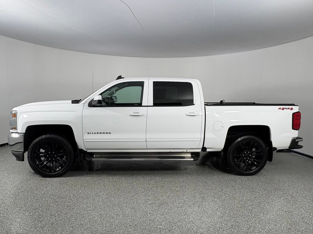 Used 2017 Chevrolet Silverado 1500 LT w/ All Star Edition AWD/4WD image 3