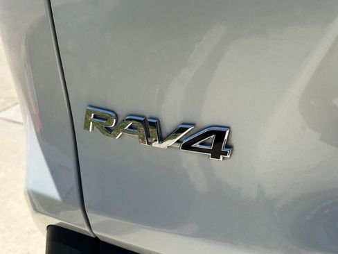 Used 2025 Toyota RAV4 Limited FWD image 13