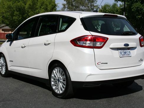 Used 2018 Ford C-MAX SE FWD image 21