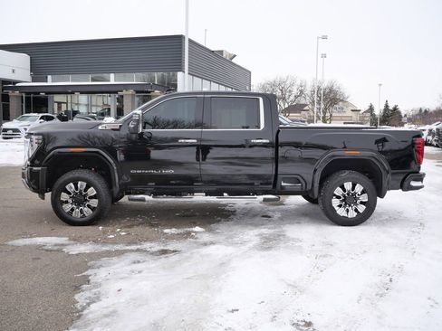 Used 2024 GMC Sierra 2500 Denali w/ Denali Reserve Package image 6