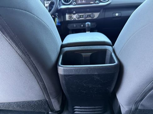 Used 2020 Toyota Tacoma SR5 image 30