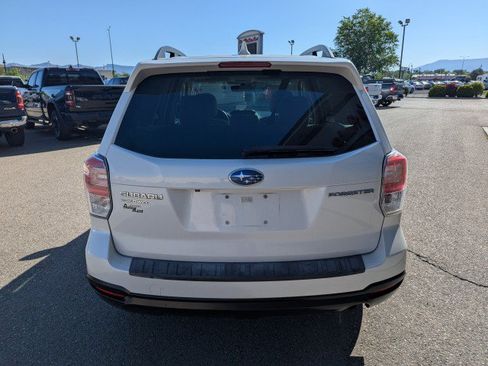 Used 2018 Subaru Forester 2.5i Premium w/ All-Weather Package AWD/4WD image 4