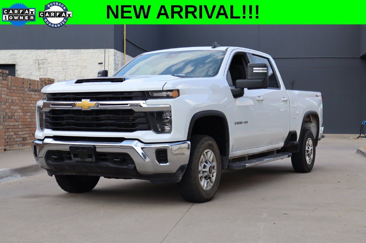 Used 2026 Chevrolet Silverado 2500 LT AWD/4WD image 1