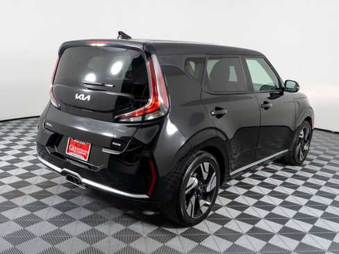 Used 2023 Kia Soul GT-Line FWD image 6