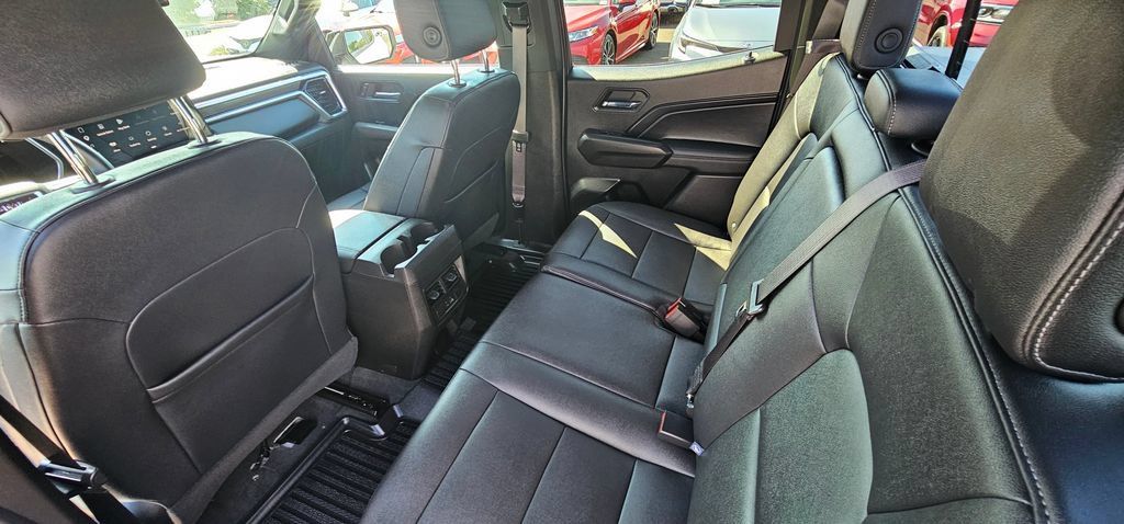 Used 2023 GMC Canyon Elevation w/ Elevation Premium Package AWD/4WD image 33