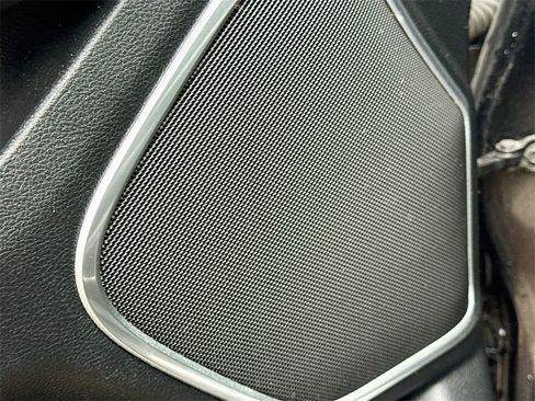 Used 2020 RAM 1500 Laramie image 19