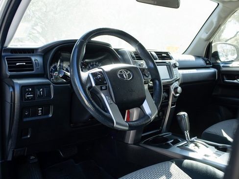 Used 2018 Toyota 4Runner SR5 image 7