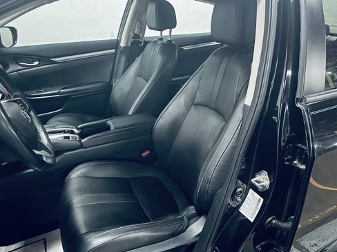 Used 2017 Honda Civic EX-L image 18