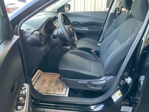 Used 2025 Nissan Kicks Play S FWD image 4