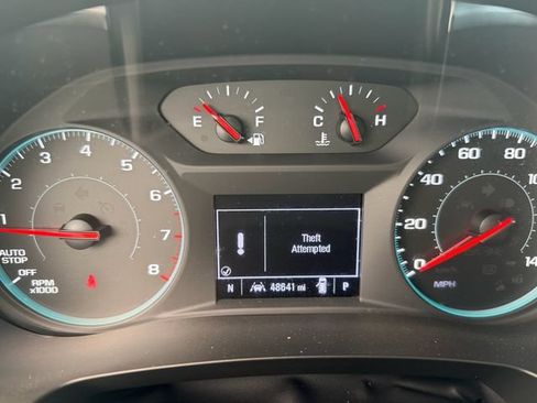 Used 2022 Chevrolet Traverse LS FWD image 23